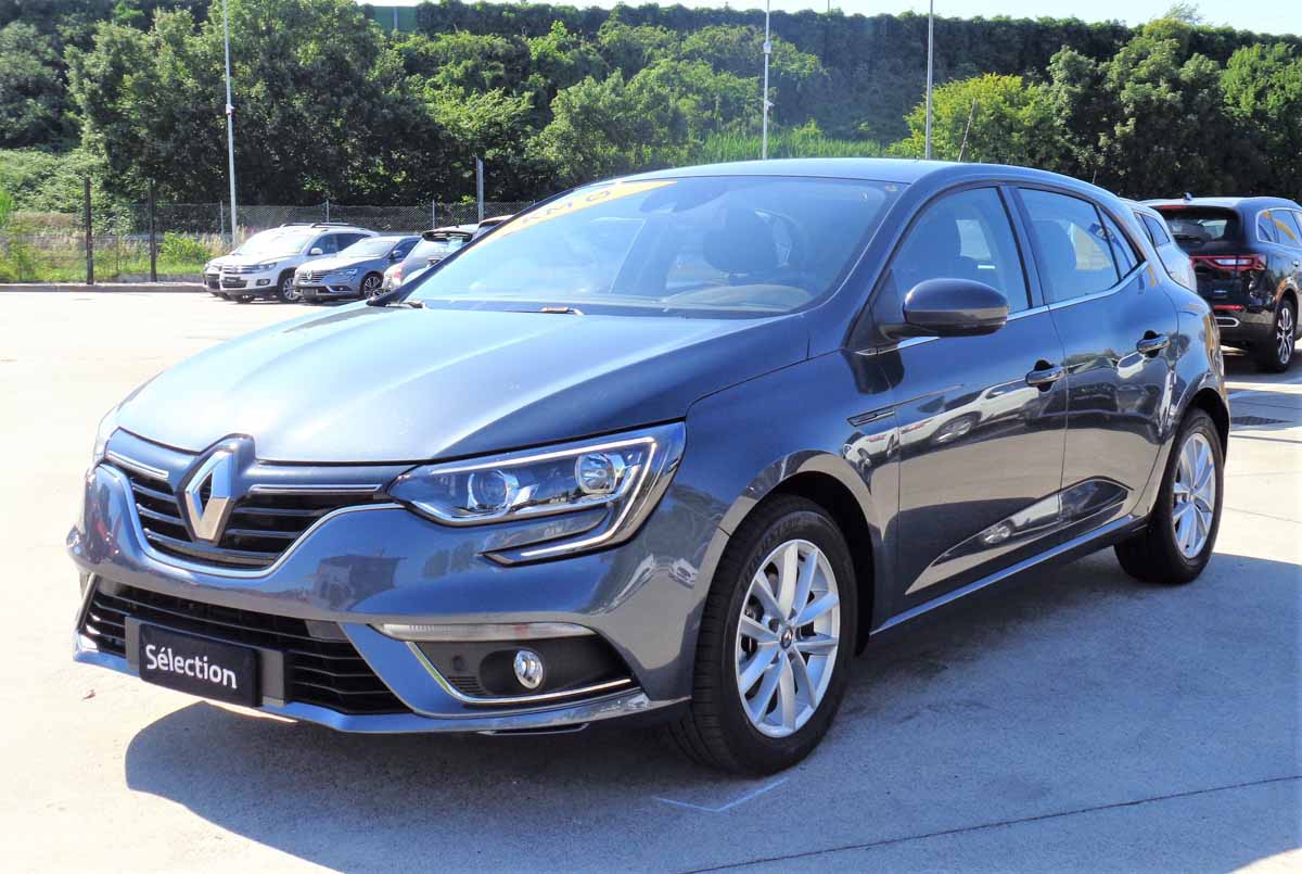 Renault megane blue